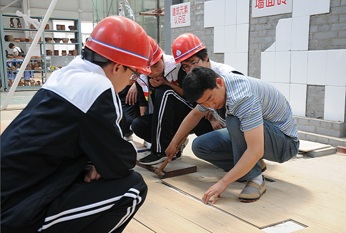 5室内装饰施工区7.jpg